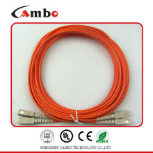 Cordon de correction de fibre optique 10 bits à haute résolution 10 Go (UPC) -SC (UPC) Multimode 62,5 / 125
